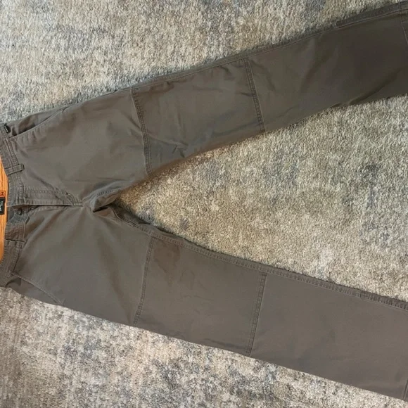 Howler Bros khakis - Picture 2 of 3